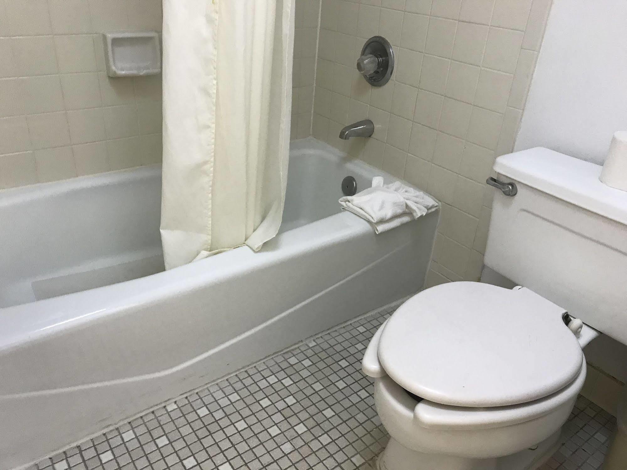 Seven Hills Suites I-10 Tallahassee Eksteriør billede