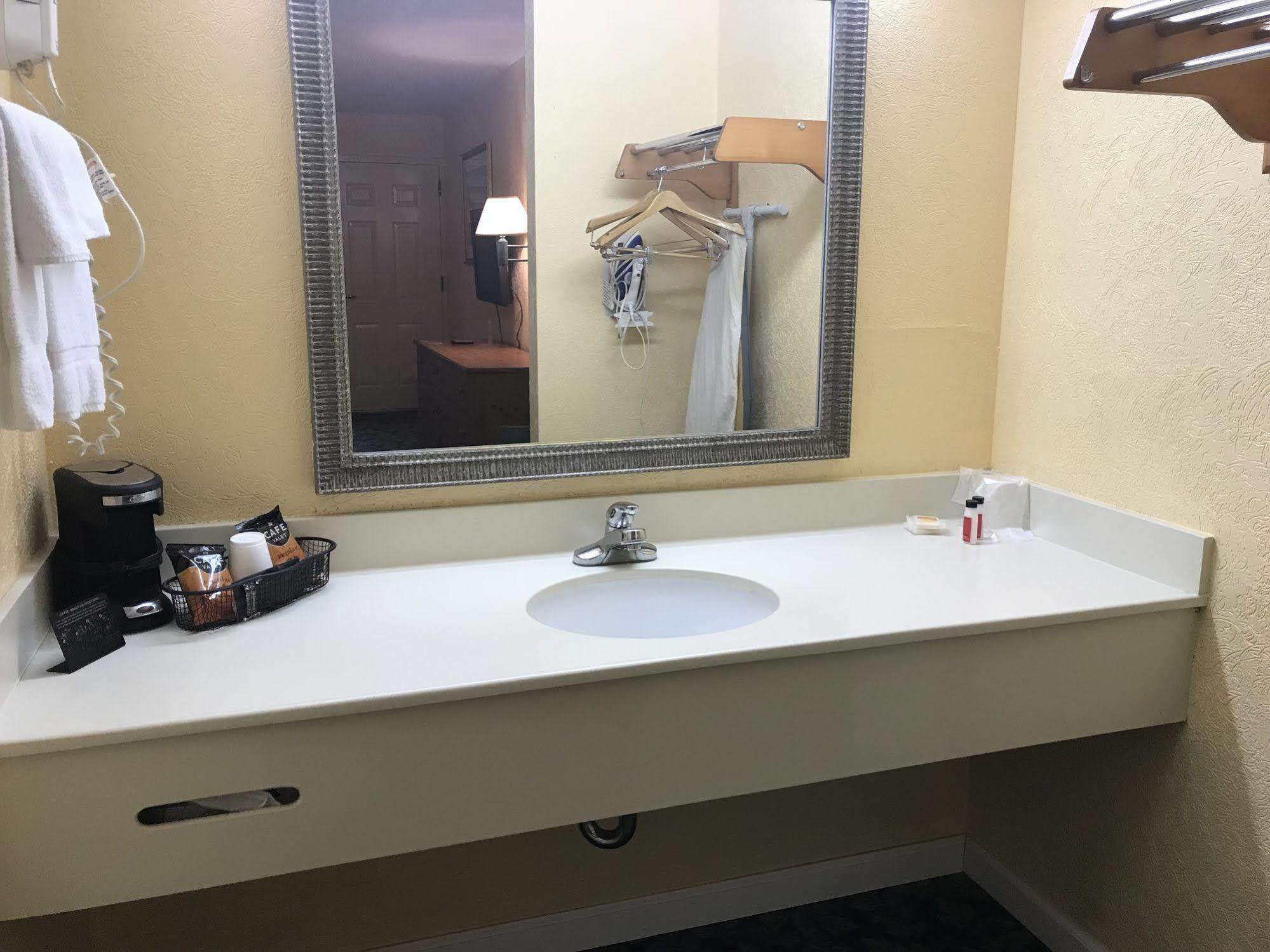 Seven Hills Suites I-10 Tallahassee Eksteriør billede
